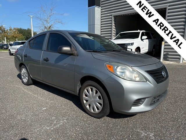 2014 Nissan Versa S