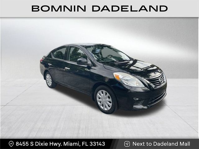 2014 Nissan Versa SV