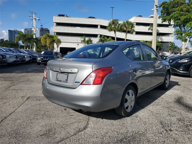 2014 Nissan Versa S