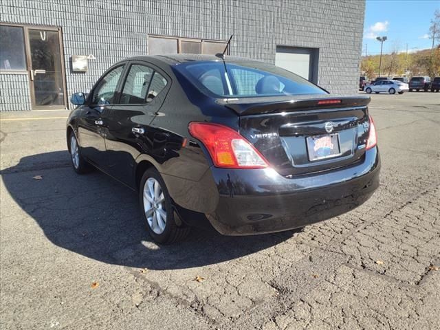 2014 Nissan Versa SL