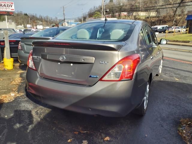 2014 Nissan Versa SV