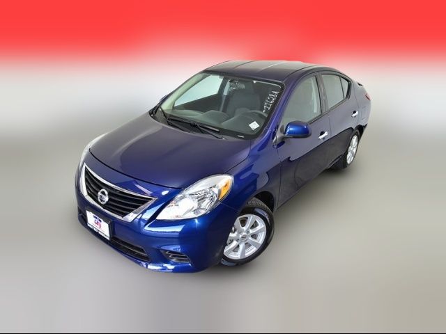 2014 Nissan Versa SV