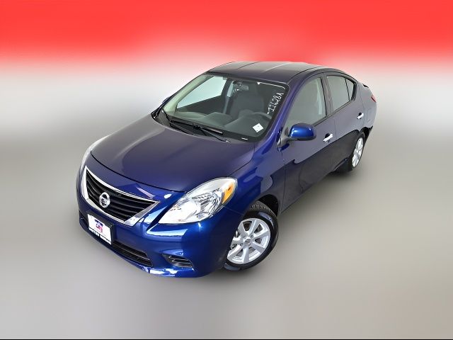 2014 Nissan Versa SV