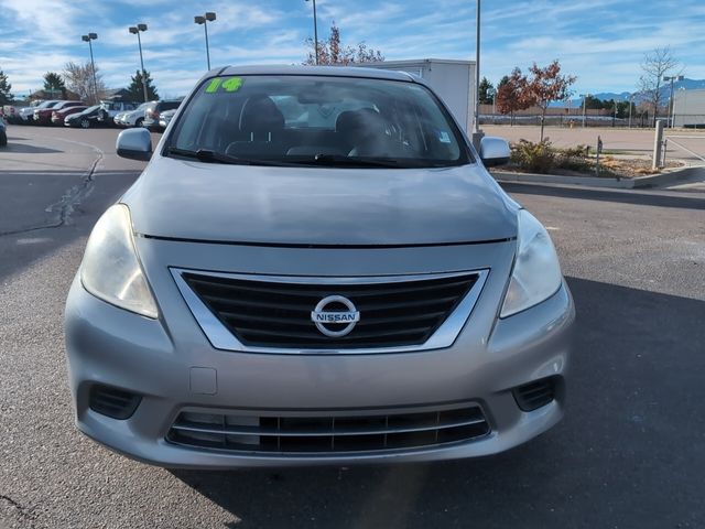 2014 Nissan Versa SV