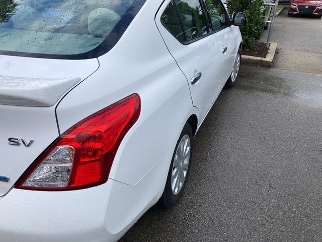 2014 Nissan Versa SV