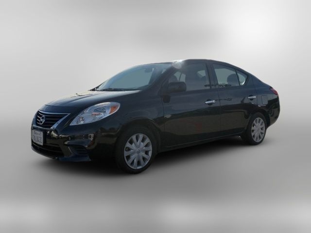 2014 Nissan Versa SV