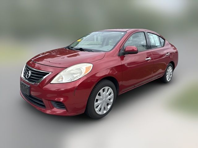 2014 Nissan Versa SV