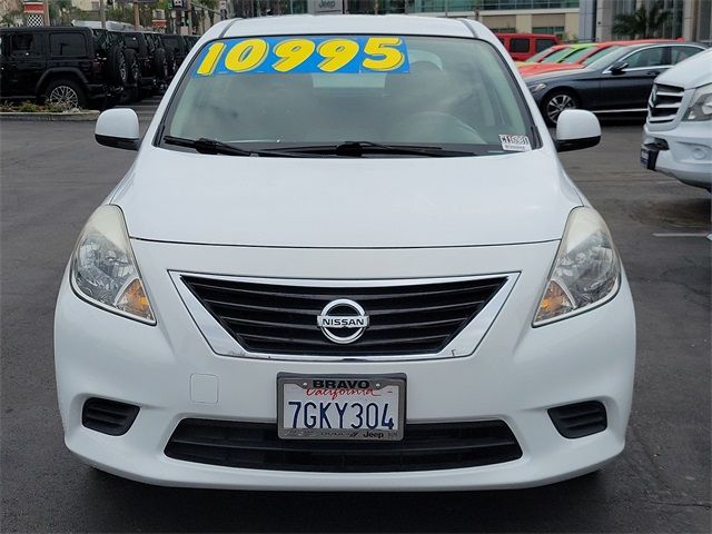 2014 Nissan Versa SV