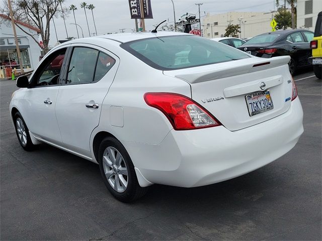 2014 Nissan Versa SV