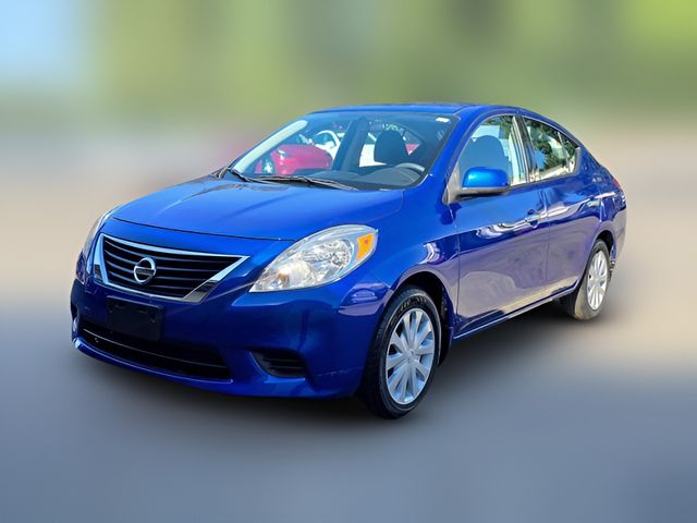 2014 Nissan Versa SV