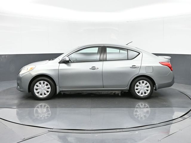 2014 Nissan Versa SV