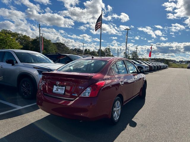 2014 Nissan Versa SV