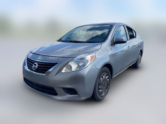 2014 Nissan Versa SV