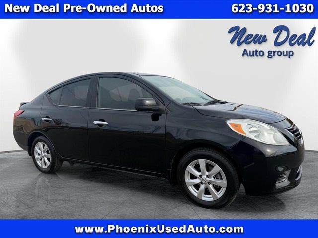 2014 Nissan Versa SV