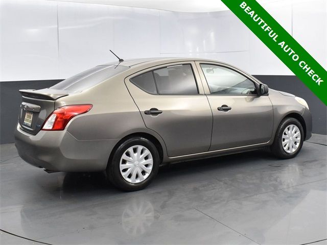 2014 Nissan Versa S Plus