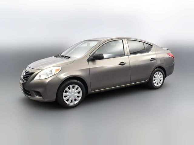 2014 Nissan Versa S Plus
