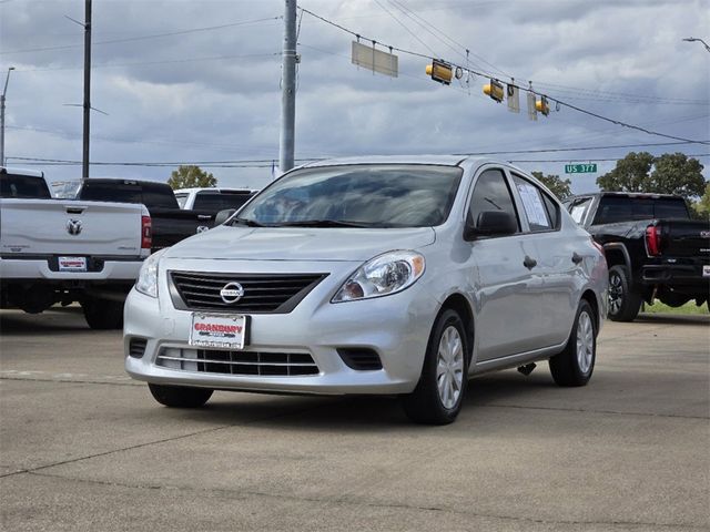 2014 Nissan Versa S Plus