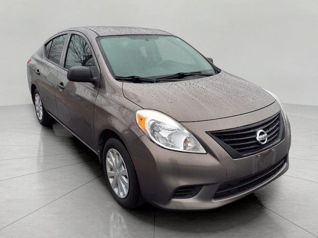 2014 Nissan Versa S Plus