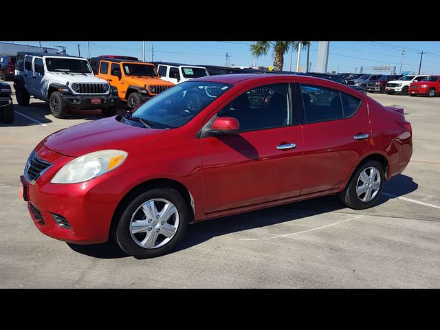 2014 Nissan Versa SV