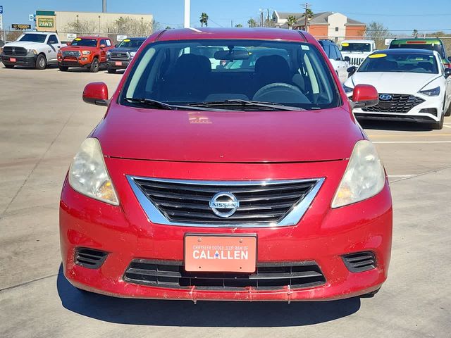 2014 Nissan Versa SV
