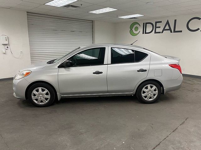 2014 Nissan Versa S Plus