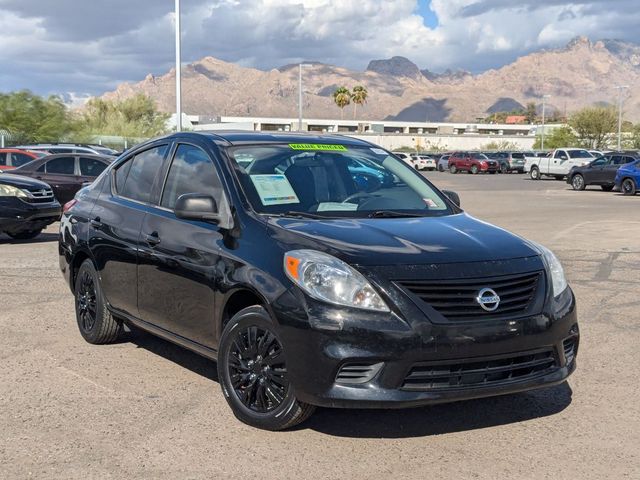 2014 Nissan Versa S Plus