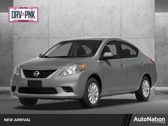 2014 Nissan Versa SV