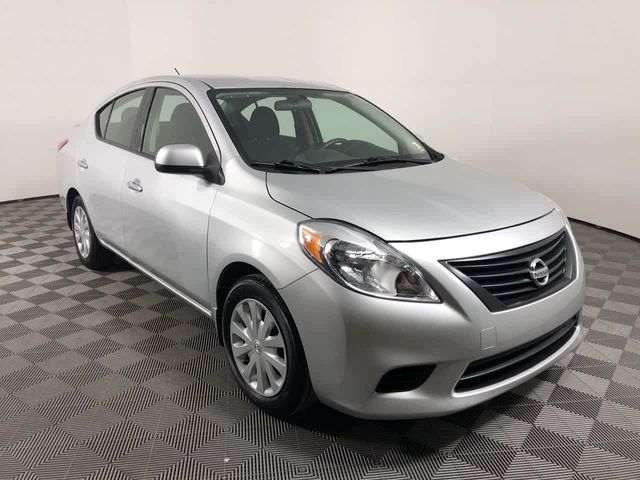 2014 Nissan Versa S