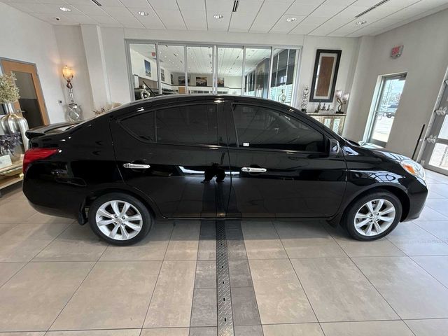2014 Nissan Versa SL