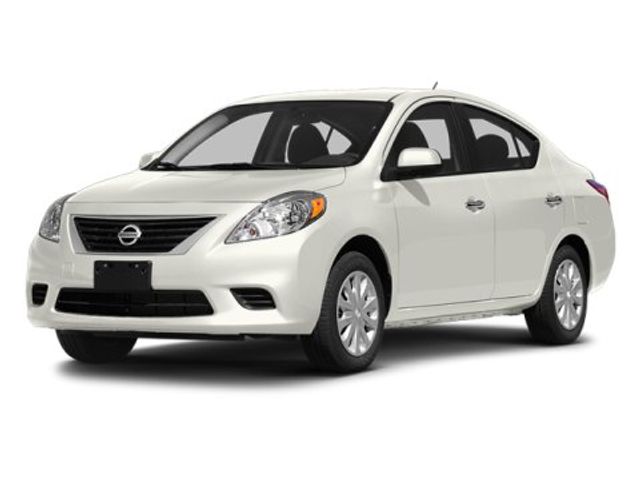 2014 Nissan Versa SV