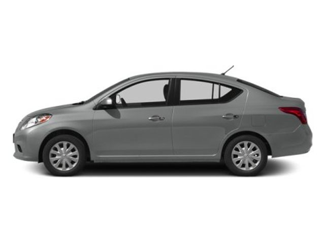 2014 Nissan Versa SV