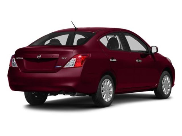 2014 Nissan Versa SV