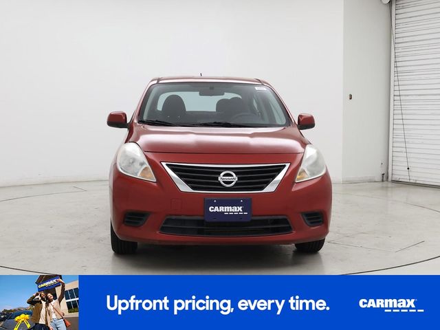 2014 Nissan Versa SV
