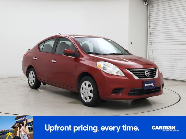 2014 Nissan Versa SV