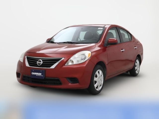 2014 Nissan Versa SV