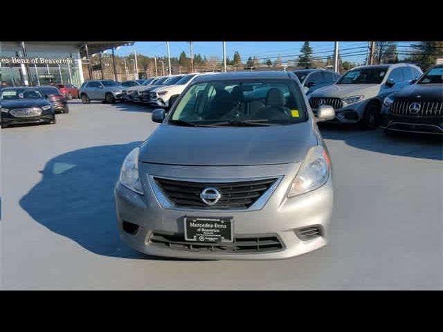 2014 Nissan Versa SV