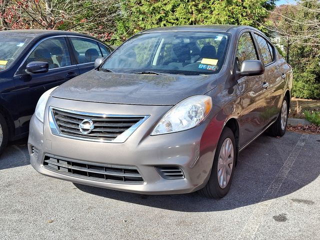 2014 Nissan Versa SV