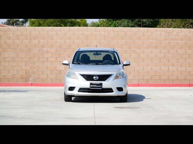 2014 Nissan Versa SV