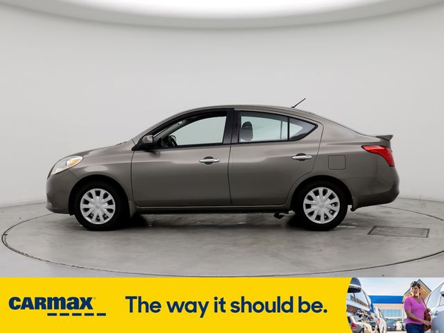 2014 Nissan Versa SV