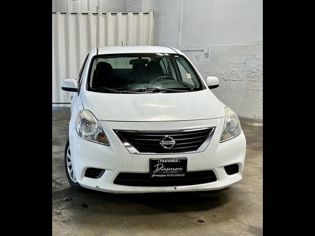 2014 Nissan Versa SV