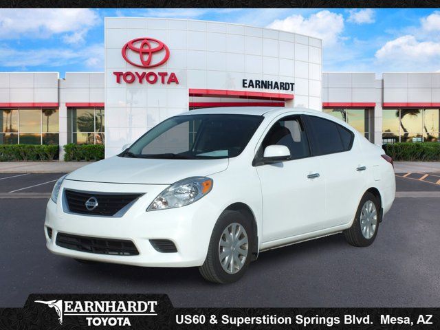 2014 Nissan Versa SV