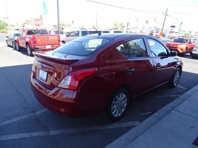 2014 Nissan Versa S Plus