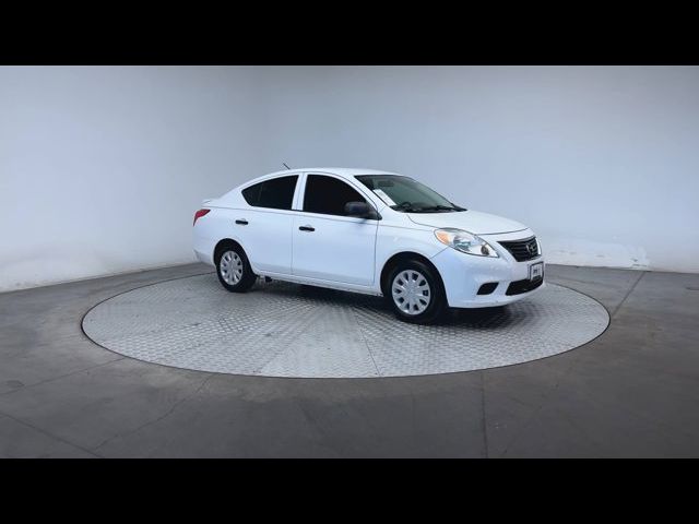 2014 Nissan Versa S Plus