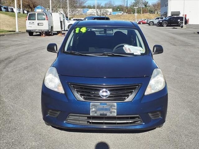 2014 Nissan Versa S Plus