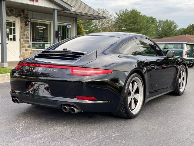 2014 Porsche 911 Carrera 4S