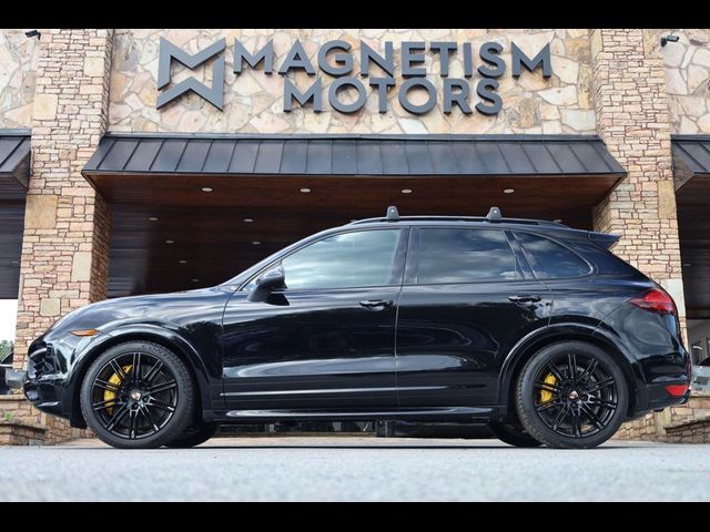 2014 Porsche Cayenne GTS