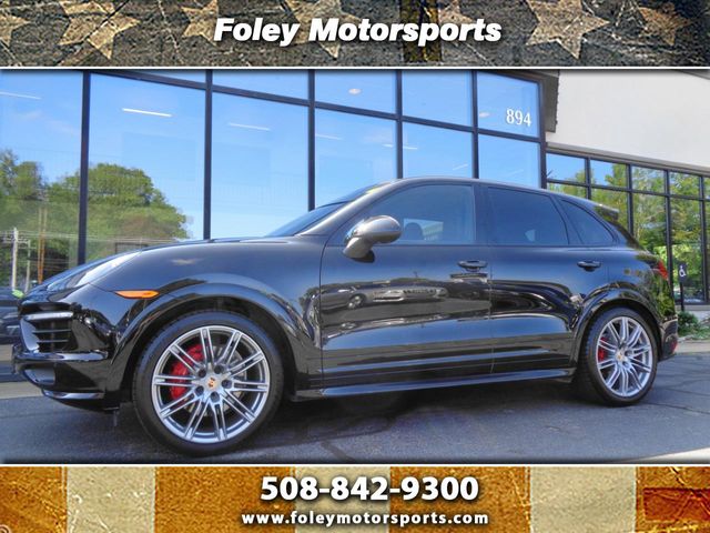 2014 Porsche Cayenne GTS