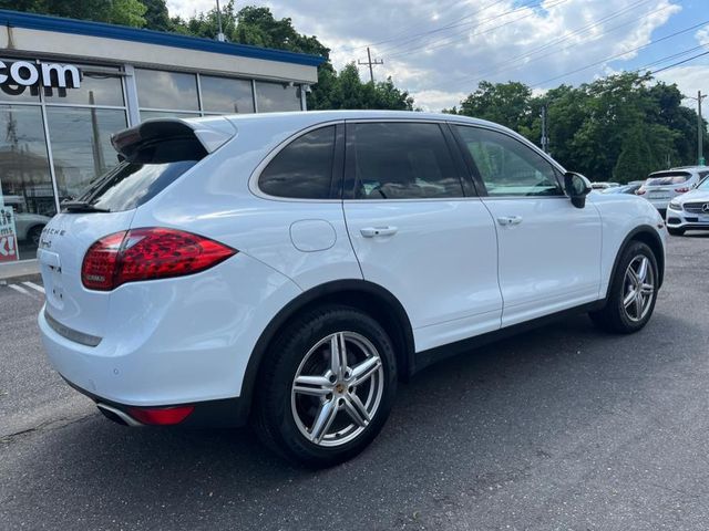 2014 Porsche Cayenne Platinum Edition