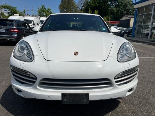 2014 Porsche Cayenne Platinum Edition