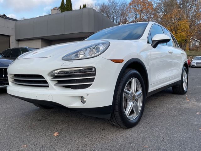 2014 Porsche Cayenne Platinum Edition